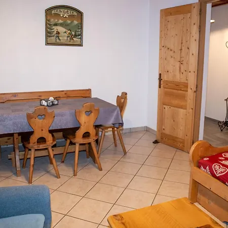 2 Ch, 6 Pers, Balcon Sud, Pres Remontees, Wi-fi, Parking Prive - Fr-1-671-53 Apartment