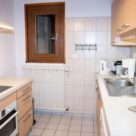 Apartment 2 Ch, 6 Pers, Balcon Sud, Pres Remontees, Wi-fi, Parking Prive - Fr-1-671-53 Les Gets
